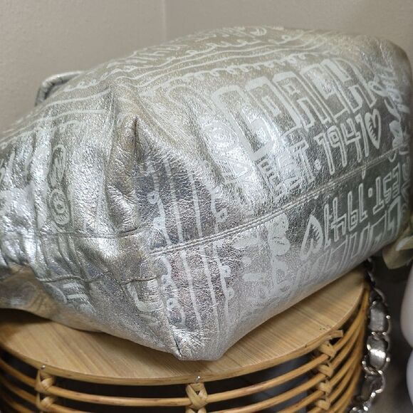 Coach RARE Poppy Storypatch Collectible XL - Picture 10 of 16